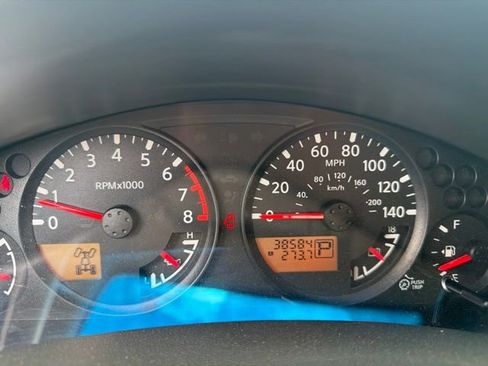 Used 2007 Nissan Frontier SE w/ Power Pkg AWD/4WD image 16