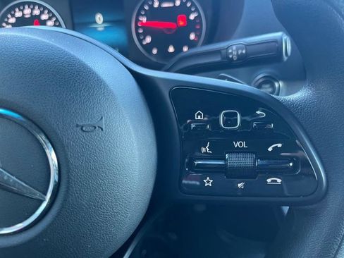 Used 2023 Mercedes-Benz Sprinter 2500 image 27