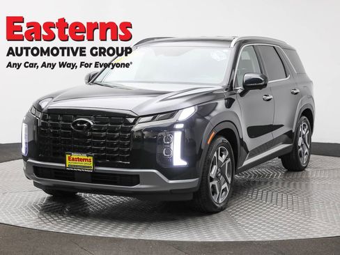 Used 2025 Hyundai Palisade SEL image 1