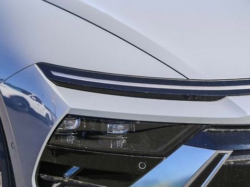 New 2026 Hyundai Sonata Limited FWD image 5