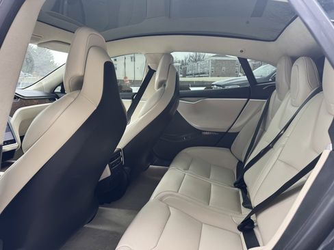 Used 2017 Tesla Model S 100D image 34