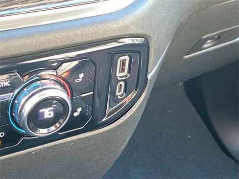 Used 2023 GMC Sierra 1500 Elevation image 25