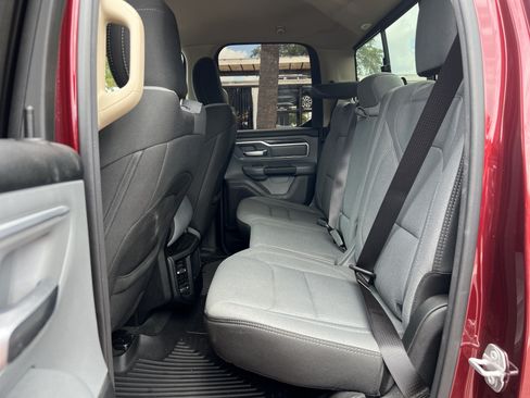 Used 2020 RAM 1500 Big Horn AWD/4WD image 28