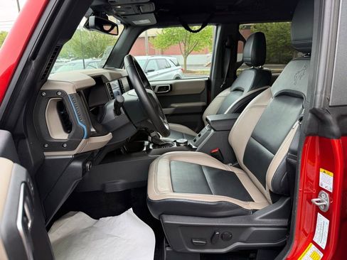 Used 2023 Ford Bronco Wildtrak AWD/4WD image 11