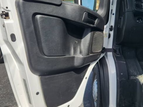 Used 2026 RAM ProMaster 2500 w/ Convenience Group FWD image 11