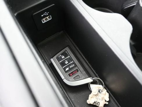 Used 2024 Acura RDX SH-AWD image 15