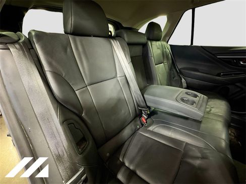Used 2020 Subaru Outback Limited image 31