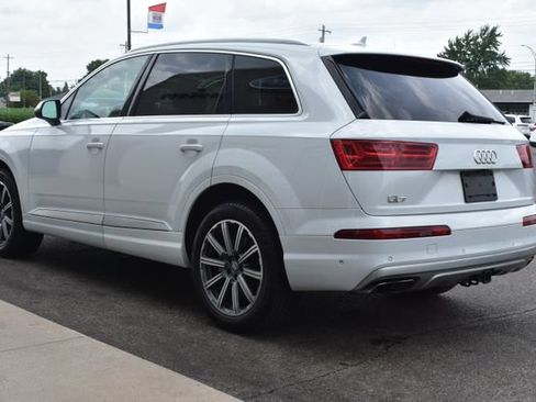 Used 2019 Audi Q7 3.0T Premium Plus w/ Premium Plus Package AWD/4WD image 17