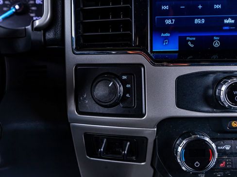Used 2022 Ford F250 Lariat w/ Black Appearance Package AWD/4WD image 22