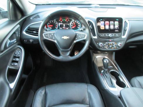 Used 2016 Chevrolet Malibu Premier w/ Driver Confidence Package FWD image 14