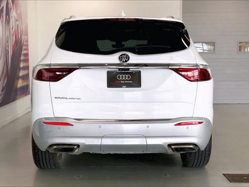 Used 2022 Buick Enclave Premium FWD image 5