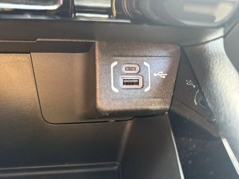 New 2025 Jeep Compass Limited w/ Sun & Sound Group image 22