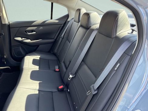 Certified 2025 Nissan Sentra SR w/ SR Premium Package image 23