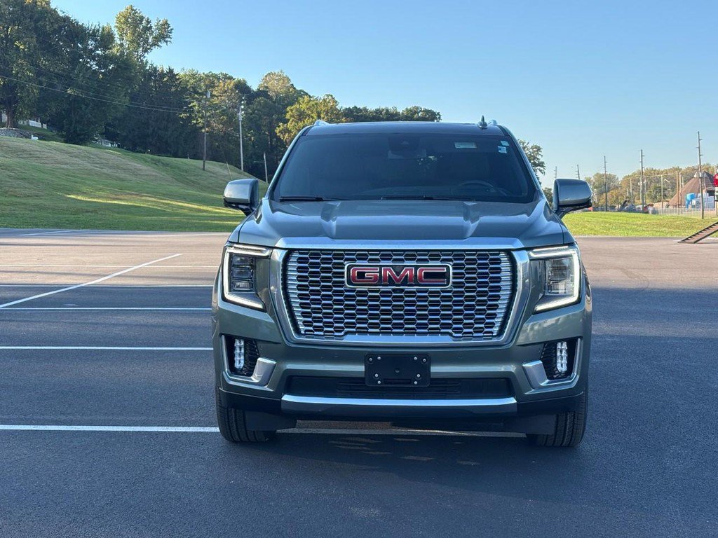 Certified 2023 GMC Yukon XL Denali AWD/4WD image 8