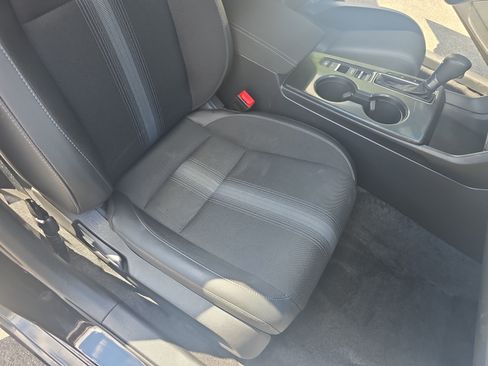 Used 2025 Honda Civic Sport image 10