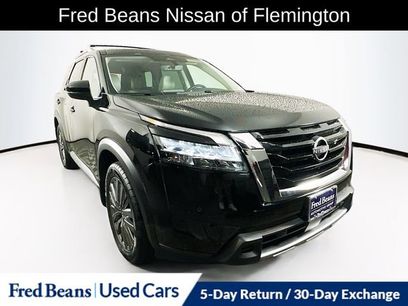 Certified 2023 Nissan Pathfinder SL w/ SL Premium Package