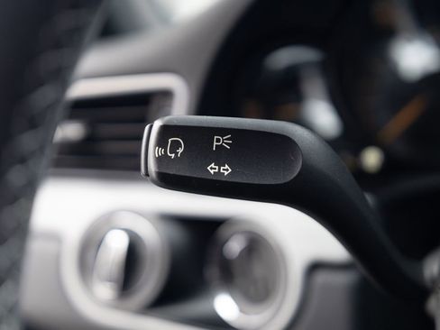 Used 2018 Porsche 911 GT3 image 46