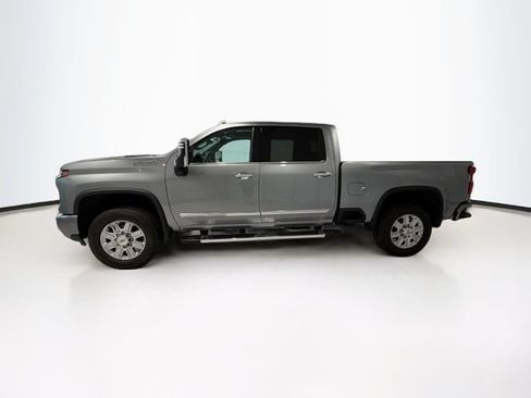 Used 2024 Chevrolet Silverado 3500 High Country w/ High Country Premium Package AWD/4WD image 4