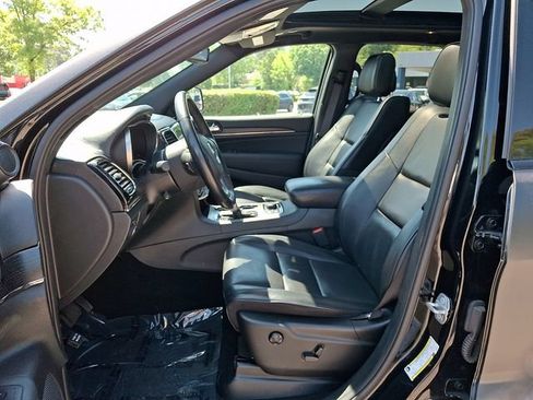 Used 2020 Jeep Grand Cherokee High Altitude AWD/4WD image 16