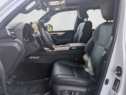 Used 2023 Lexus LX 600 F Sport image 17