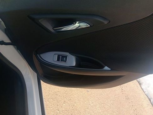 Used 2023 Chevrolet Malibu LT image 25