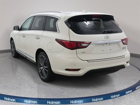 Used 2019 INFINITI QX60 Luxe w/ Essential Package image 8
