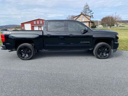 Used 2018 Chevrolet Silverado 1500 LT w/ All Star Edition image 7