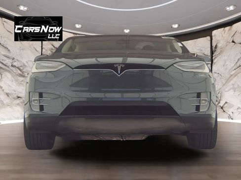 Used 2017 Tesla Model X 100D image 2