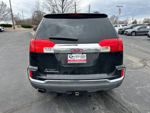 Used 2017 GMC Terrain SLE w/ Technology Package image 8