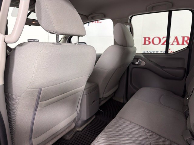 Used 2018 Nissan Frontier SV AWD/4WD image 28