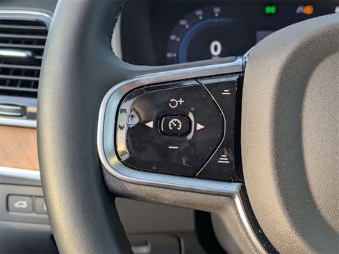Used 2025 Volvo XC90 T8 Plus w/ Protection Package Premier image 23
