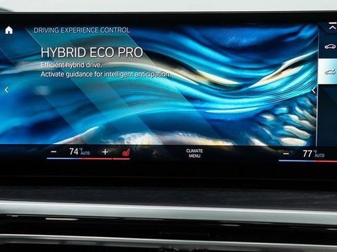 Used 2023 BMW 330e xDrive w/ Premium Package image 26