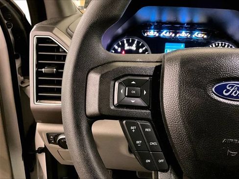 Used 2017 Ford F150 XLT AWD/4WD image 17