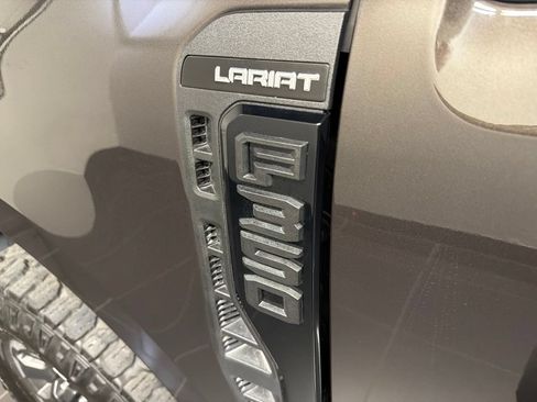Used 2024 Ford F350 Lariat w/ Lariat Ultimate Package AWD/4WD image 44