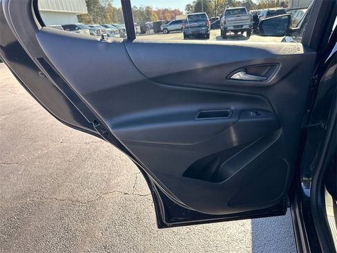 Used 2019 Chevrolet Equinox LT image 22