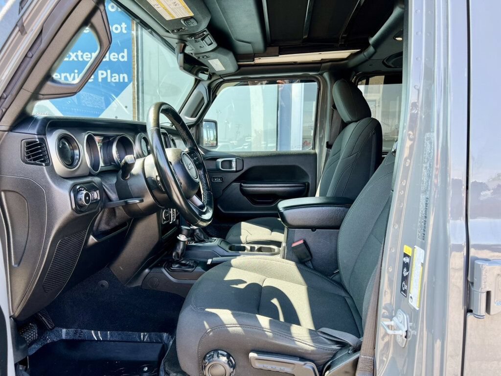 Used 2021 Jeep Wrangler Unlimited Sport AWD/4WD image 16