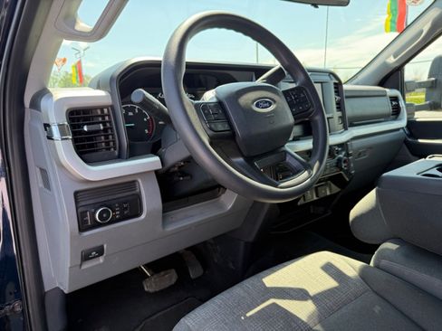 Used 2025 Ford F350 XLT AWD/4WD image 16
