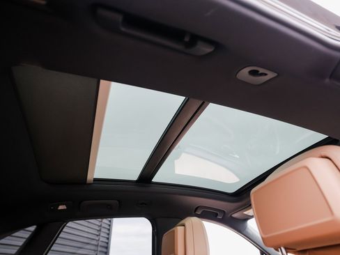 Used 2024 Porsche Macan image 29