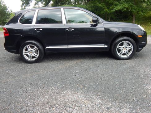 Used 2009 Porsche Cayenne AWD/4WD image 5