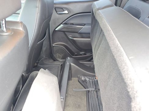 Used 2017 Chevrolet Colorado Z71 image 13