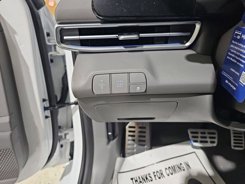 New 2026 Hyundai Elantra Sport FWD image 27