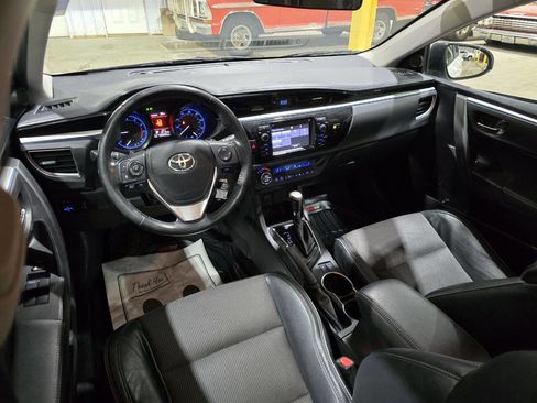 Used 2014 Toyota Corolla S image 28