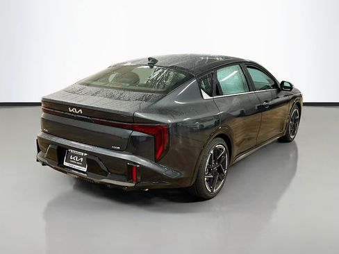 New 2025 Kia K4 GT-Line image 7