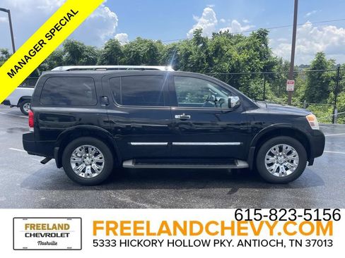 Used 2015 Nissan Armada Platinum w/ 2nd Row Captain Seat Package AWD/4WD image 2