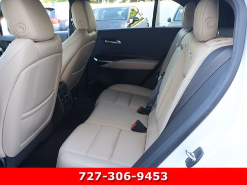 Used 2024 Cadillac XT4 Premium Luxury w/ Technology Package FWD image 15