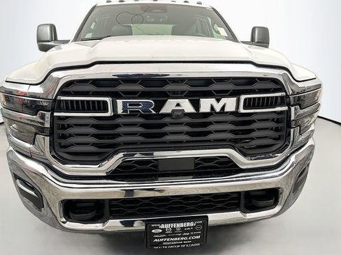 New 2026 RAM 2500 Tradesman w/ Chrome Appearance Group AWD/4WD image 2