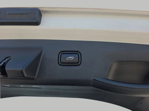 Certified 2024 Hyundai Tucson Limited AWD/4WD image 35