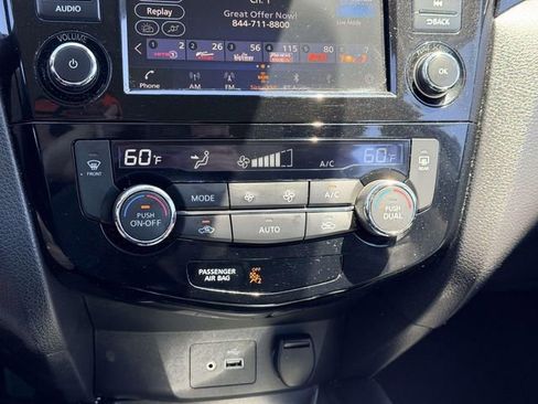 Used 2022 Nissan Rogue Sport SV FWD image 21