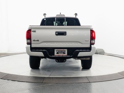 Certified 2023 Toyota Tacoma SR AWD/4WD image 9