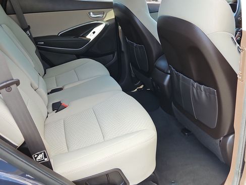 Used 2017 Hyundai Santa Fe Sport FWD image 24